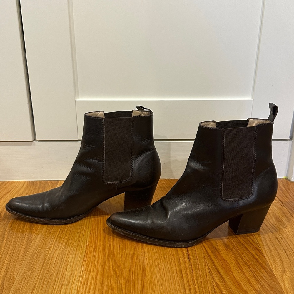 Michael Kors leather chocolatete brown leather ankle boots sz 6.5
